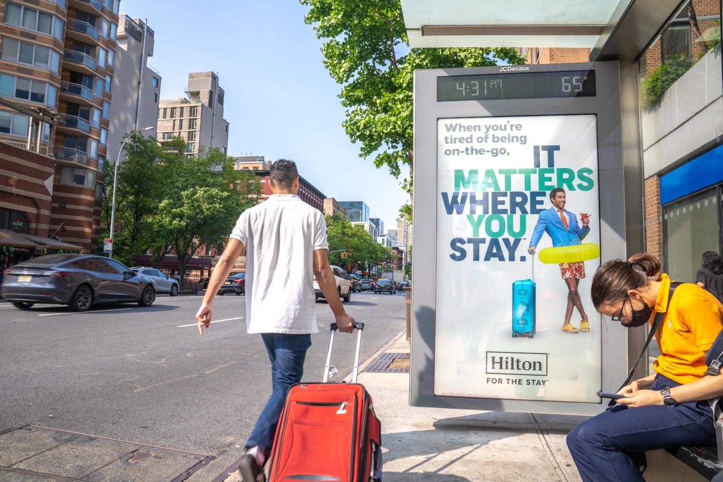 Hilton campaign on a New York digital bus shelter